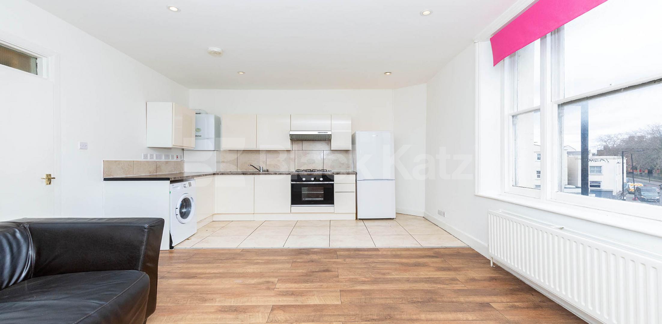 			2 Bedroom, 1 bath, 1 reception Apartment			 Dalston Lane, HACKNEY CENTRAL